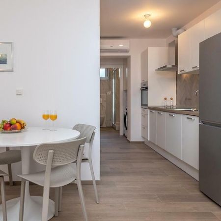 Apartments Flora تروغير المظهر الخارجي الصورة
