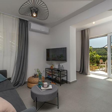 Apartments Flora تروغير المظهر الخارجي الصورة