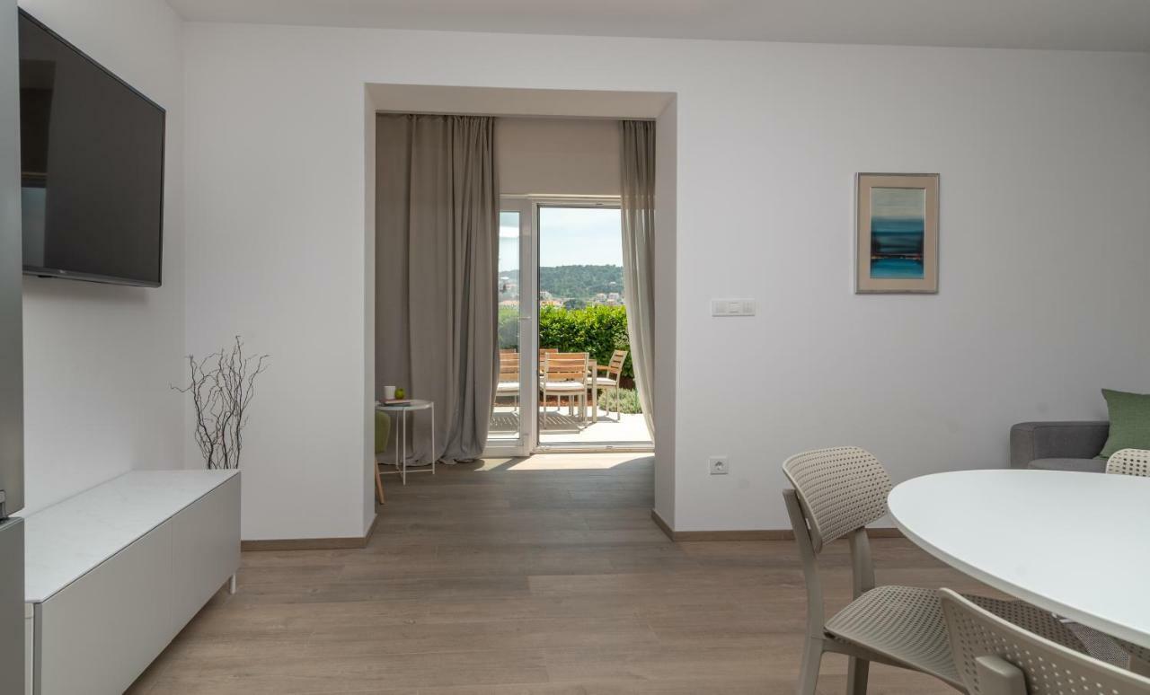 Apartments Flora تروغير المظهر الخارجي الصورة