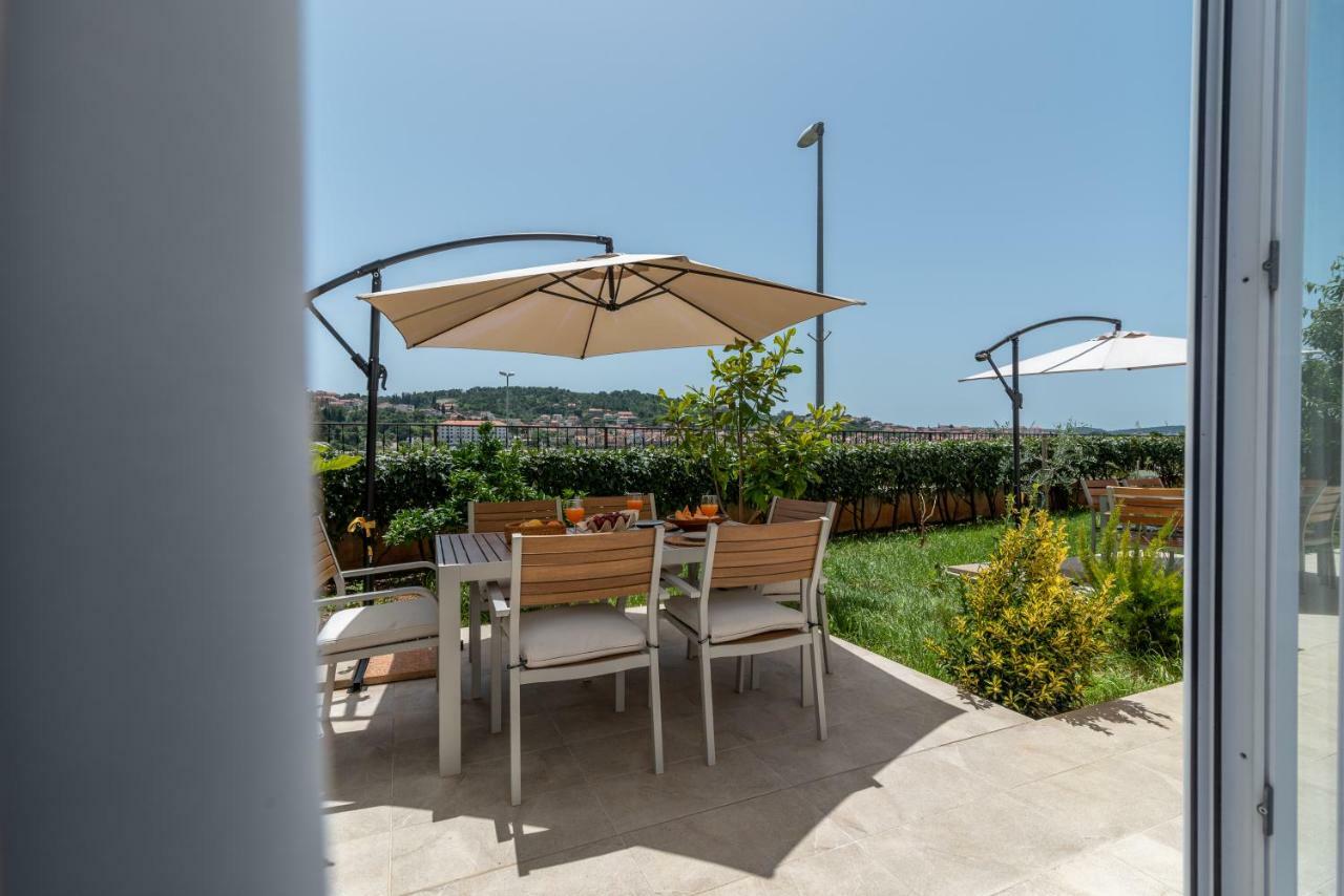 Apartments Flora تروغير المظهر الخارجي الصورة
