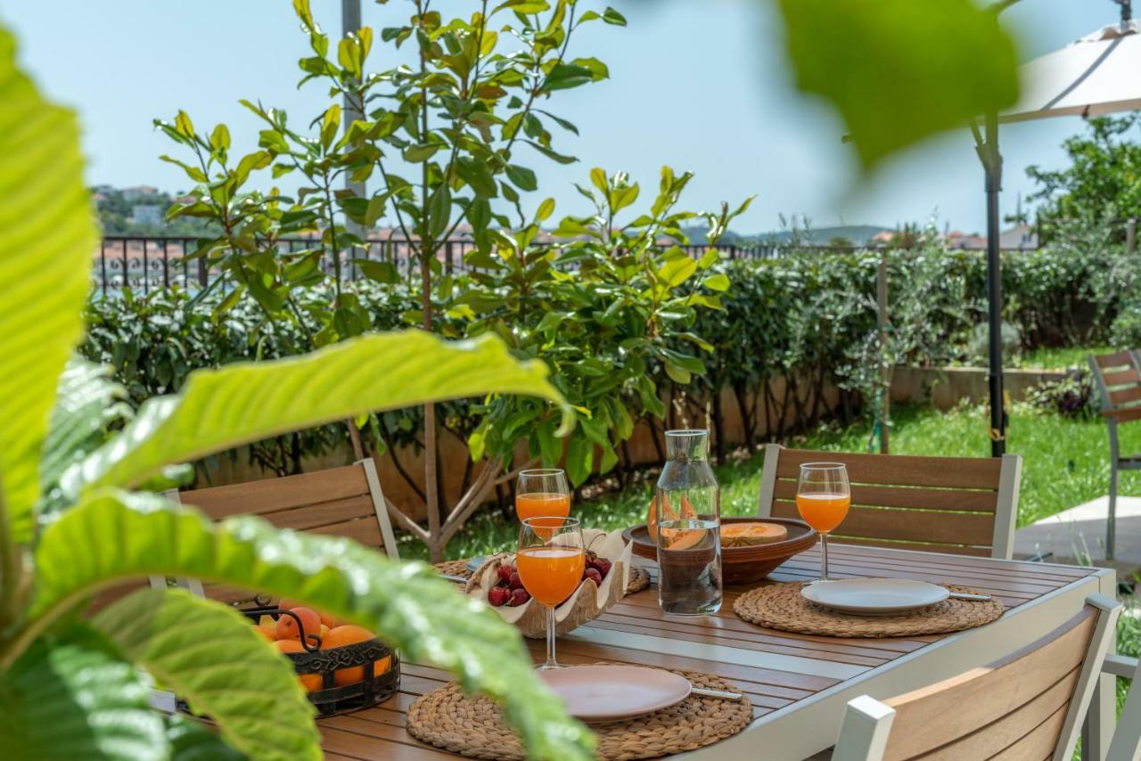 Apartments Flora تروغير المظهر الخارجي الصورة