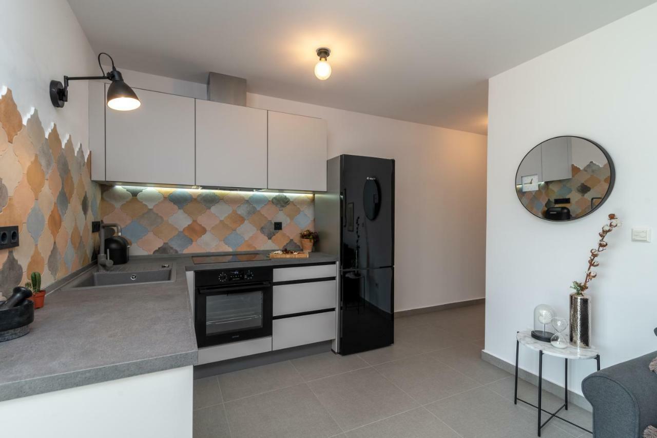 Apartments Flora تروغير المظهر الخارجي الصورة