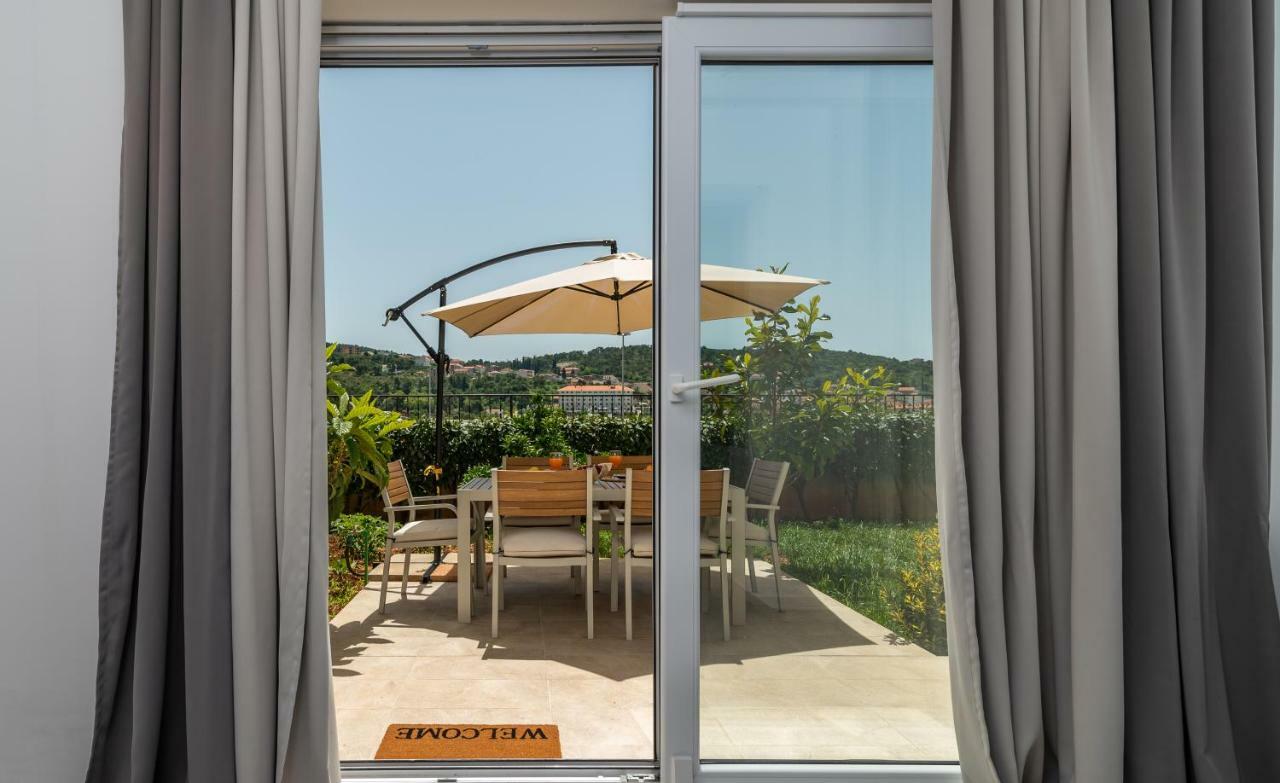 Apartments Flora تروغير المظهر الخارجي الصورة